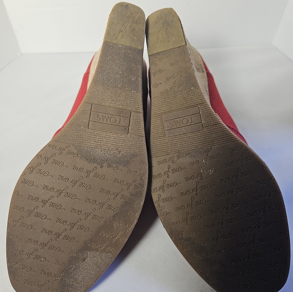 Toms Classic Wedge Shoes - Picture 6 of 8